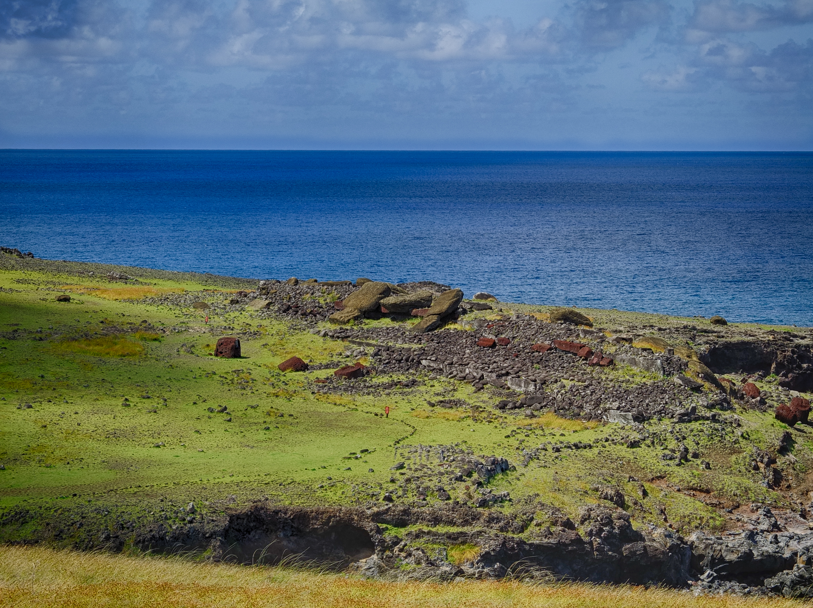 More Moai laid down