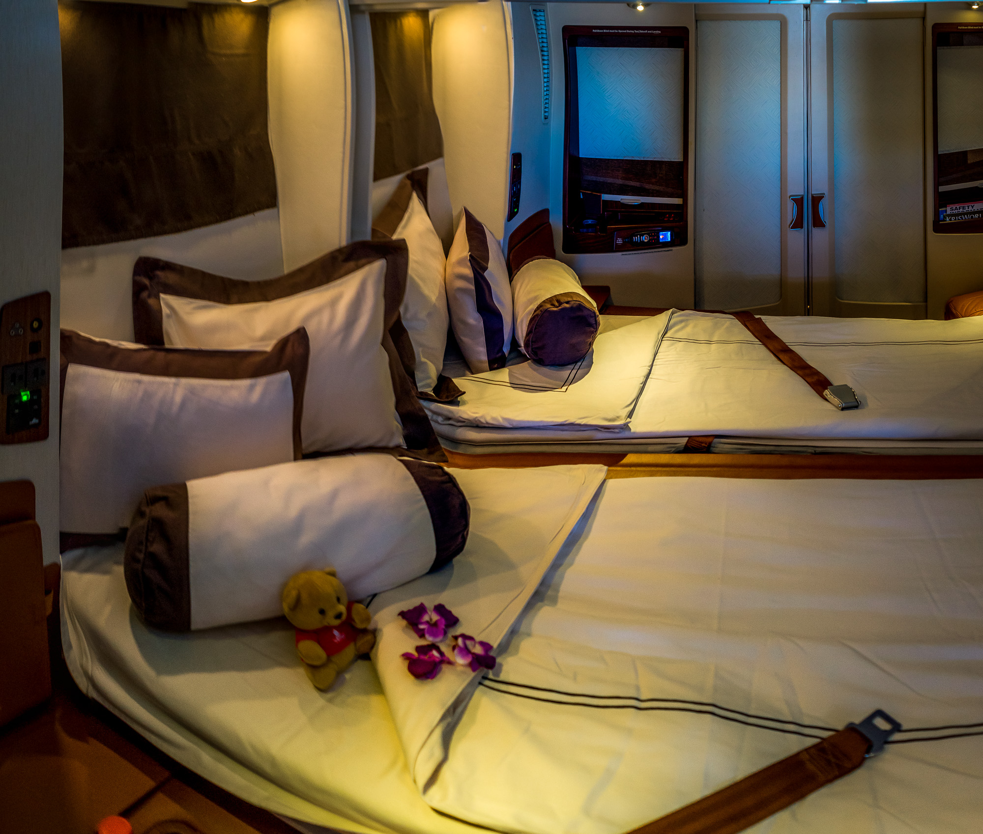 Singapore Suites Double Bed