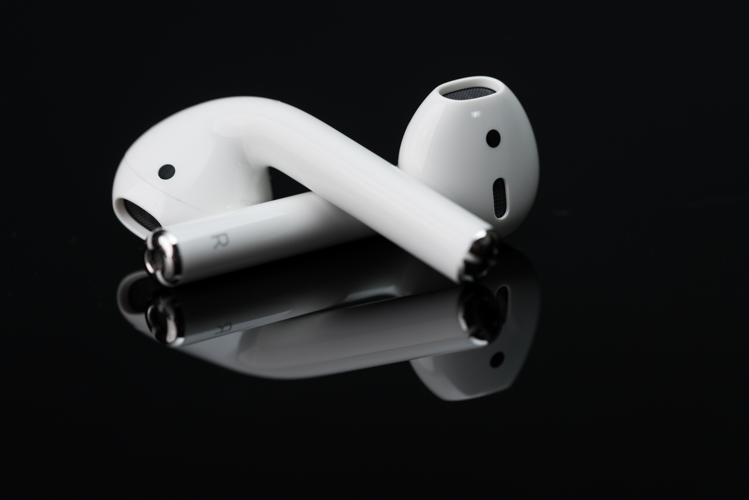 Travel Tech: Apple AirPods First Impressions - Andy's Travel Blog