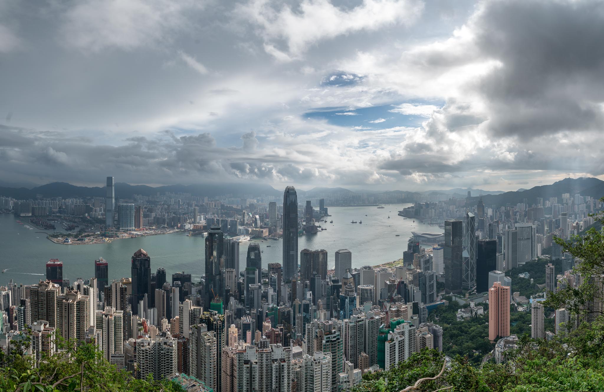 Victoria Peak with water and clouds