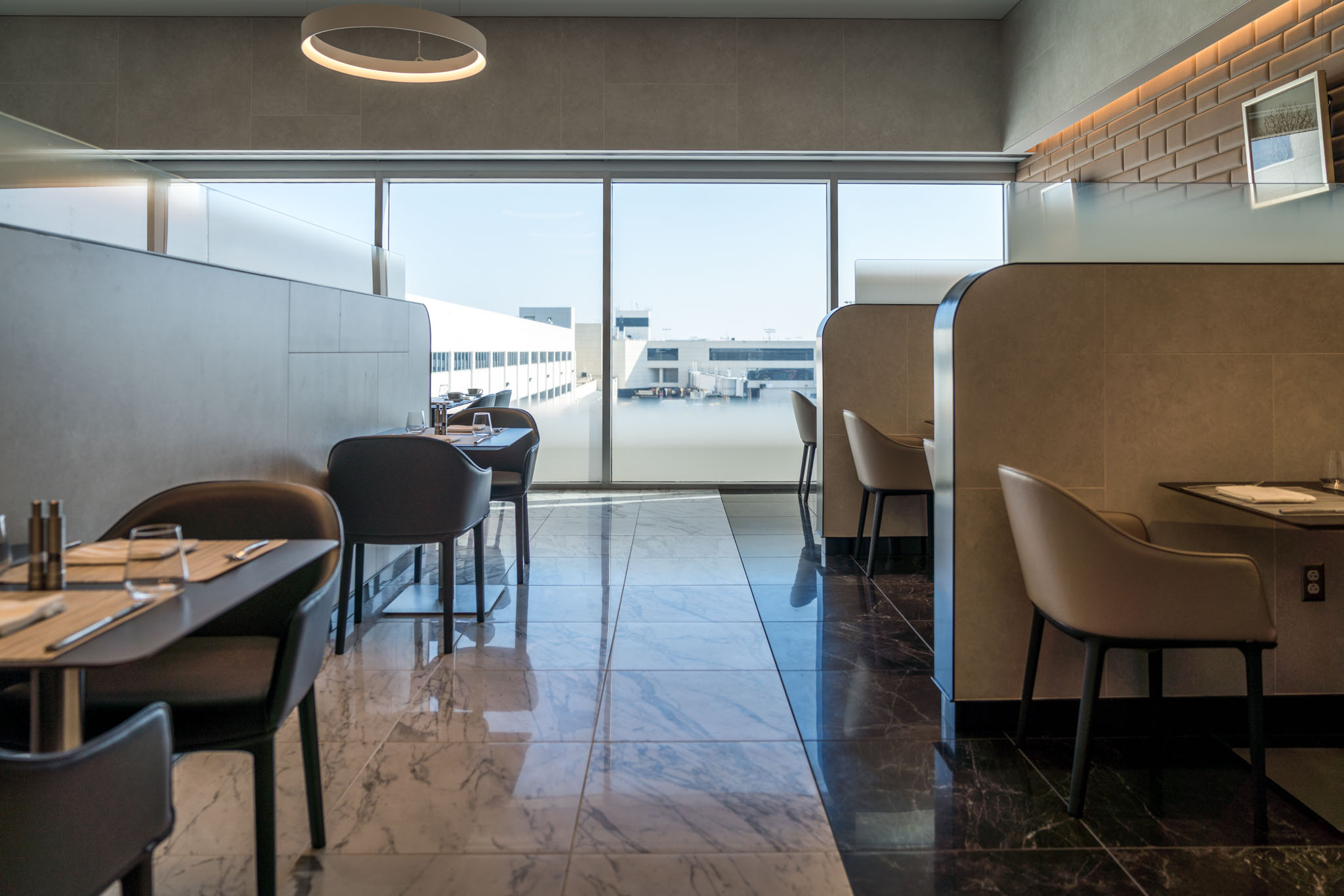 american airlines flagship first dining lax
