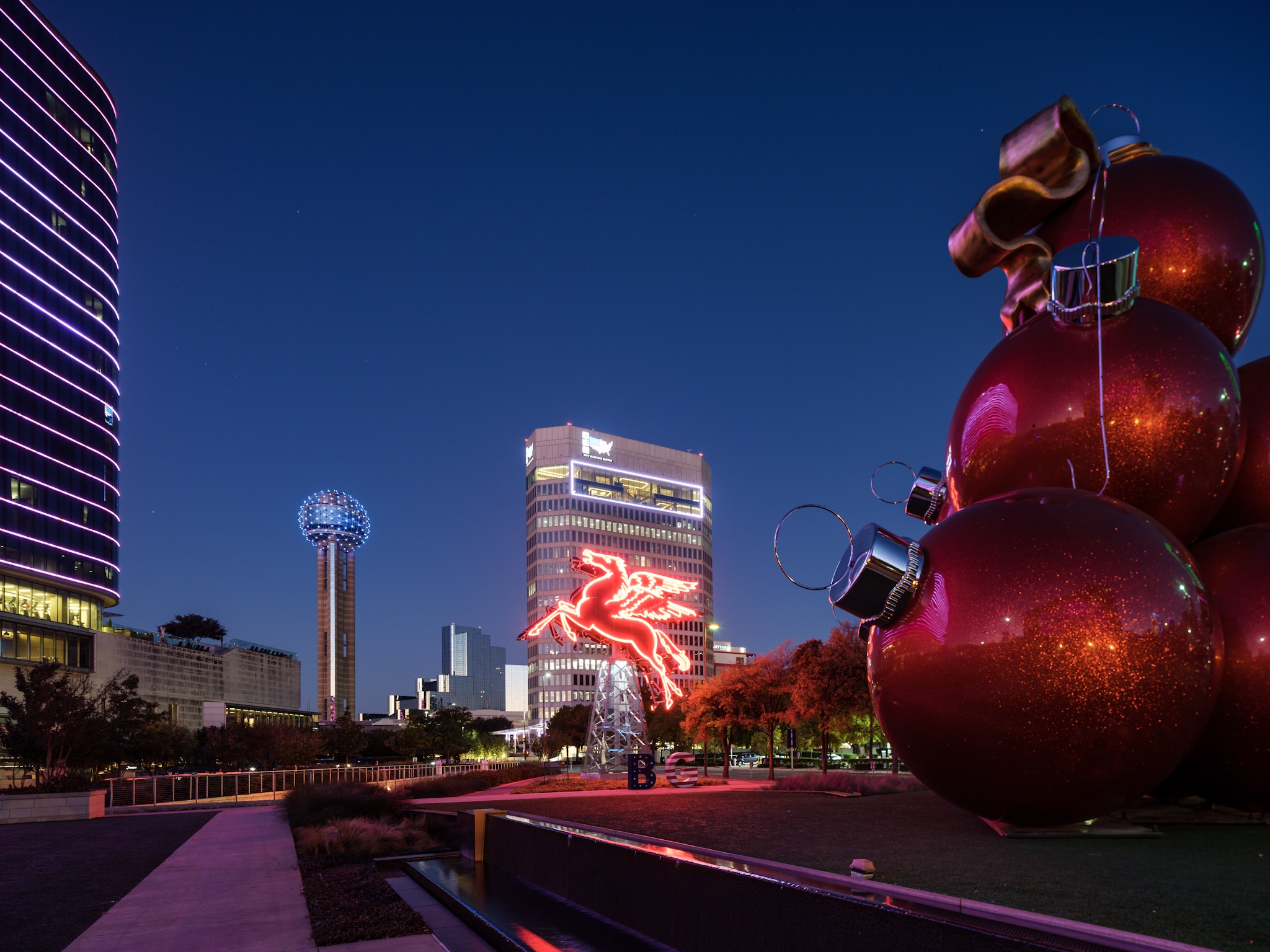 a large red ornaments in a city