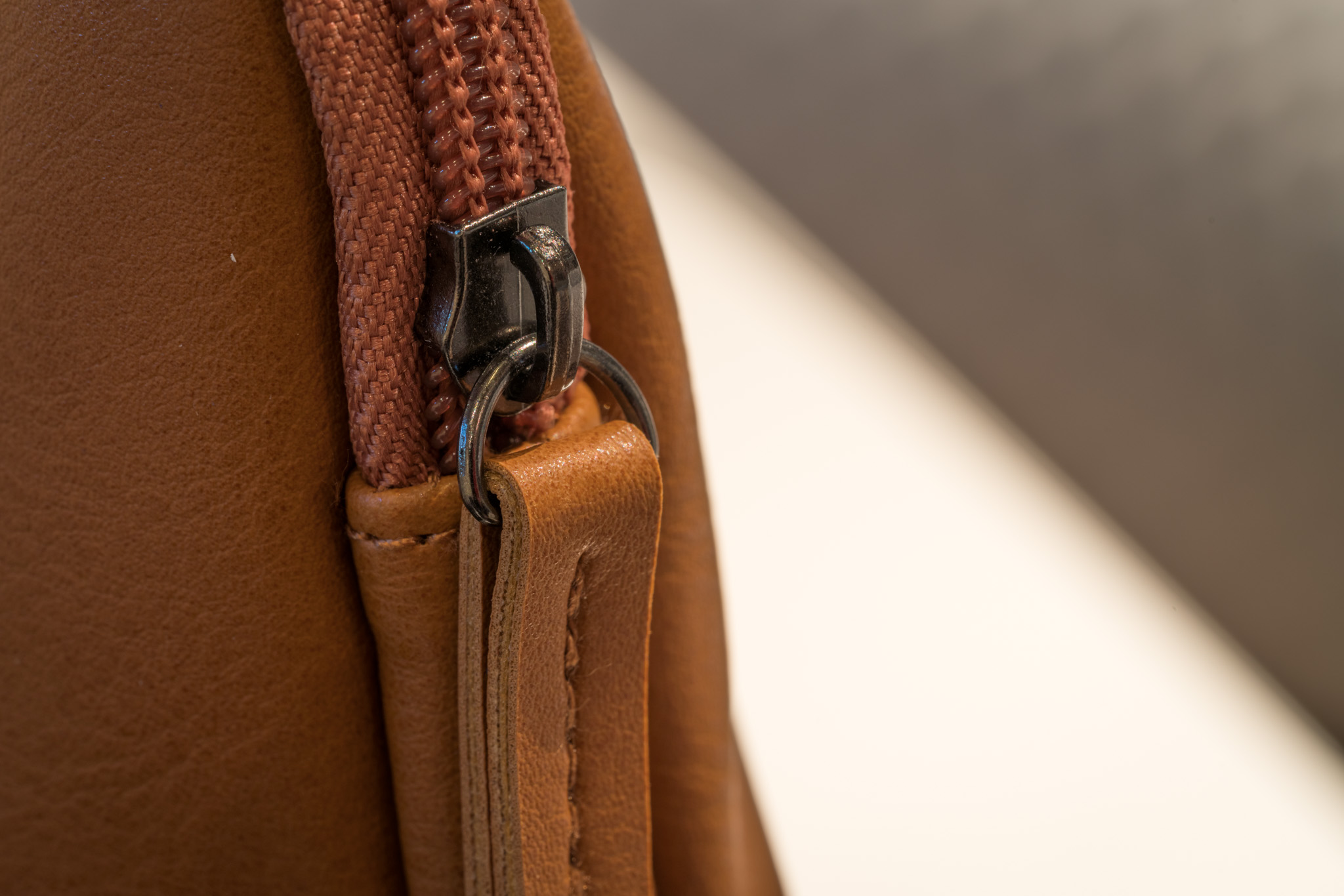 a zipper on a bag