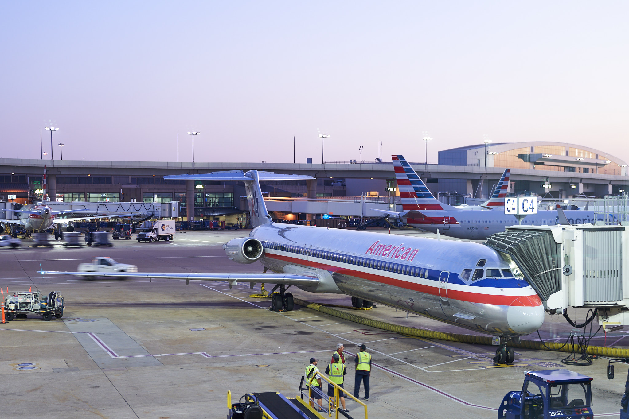 american airlines md-80 retirement